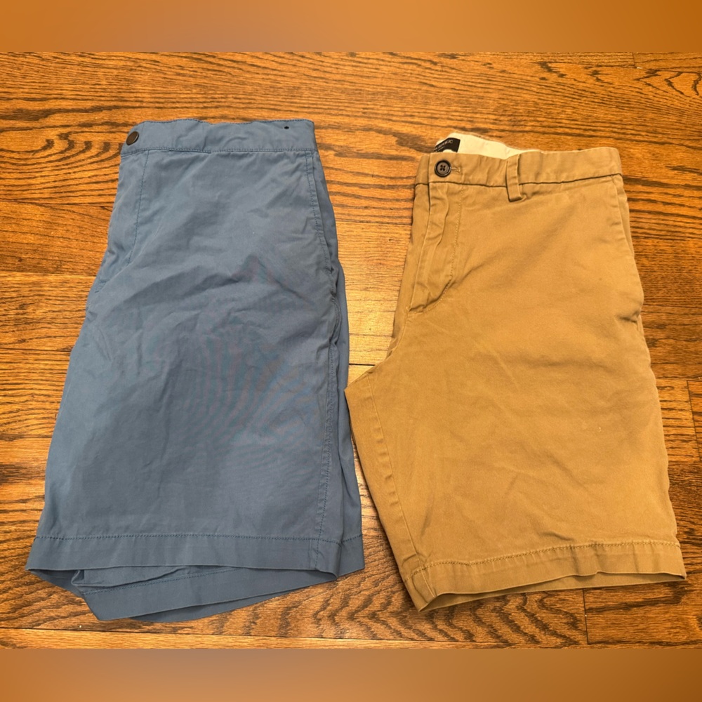 Men’s Shorts Bundle: Treasure & Bond Blue (M) + Banana Republic Aiden Khaki (34)